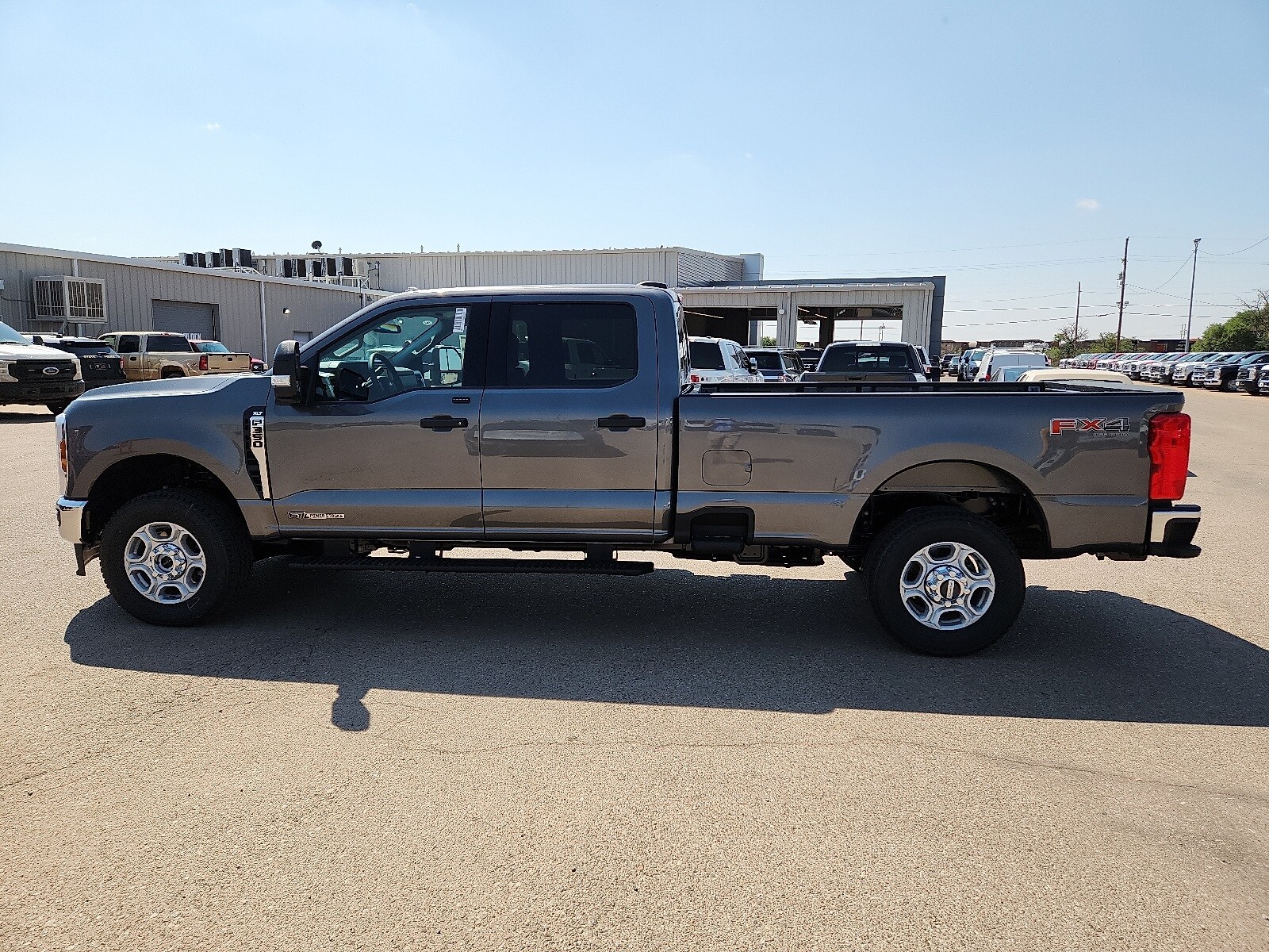 2026 Ford F-350 photo 2
