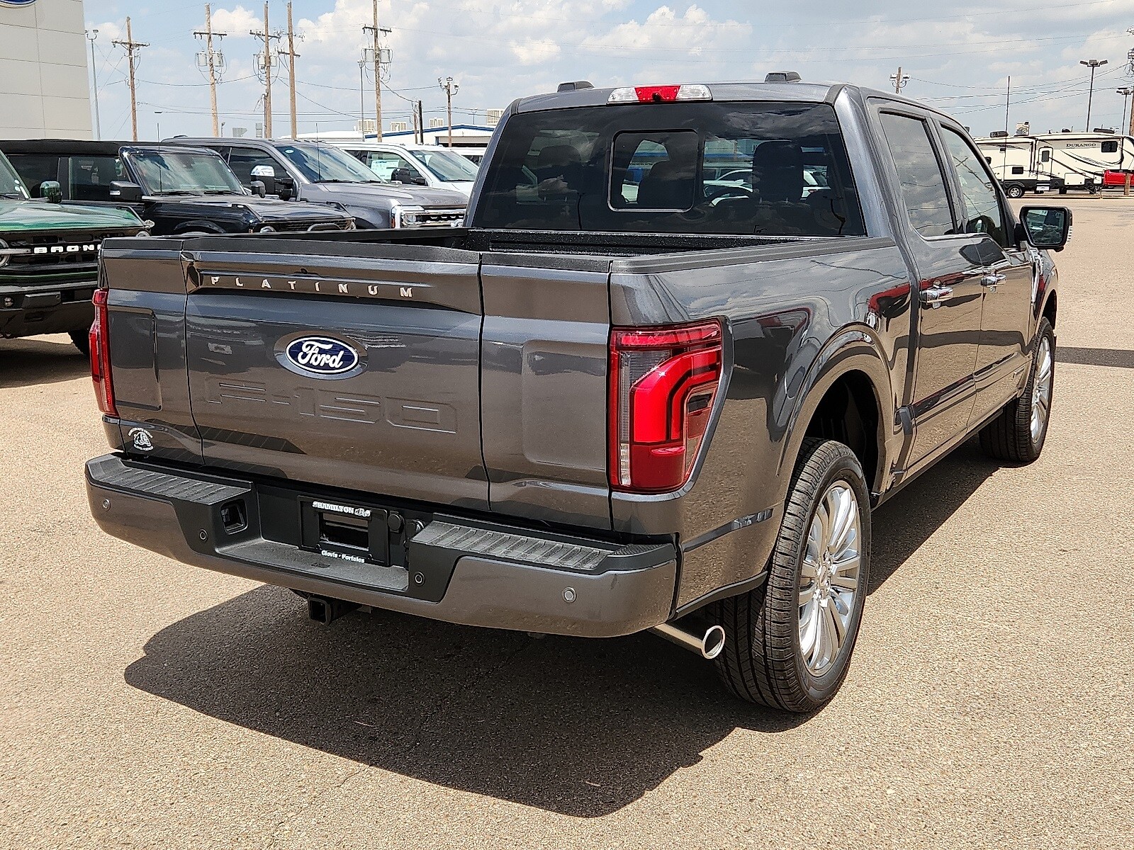 2025 Ford F-150 Platinum photo 4