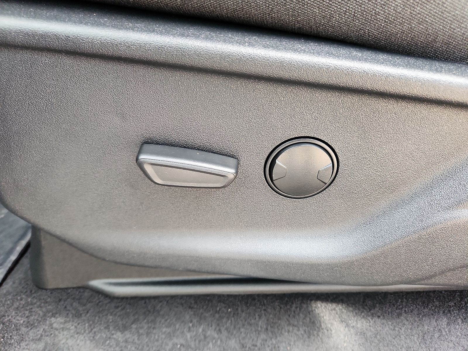 2025 Ford F-150 XLT - Photo 10