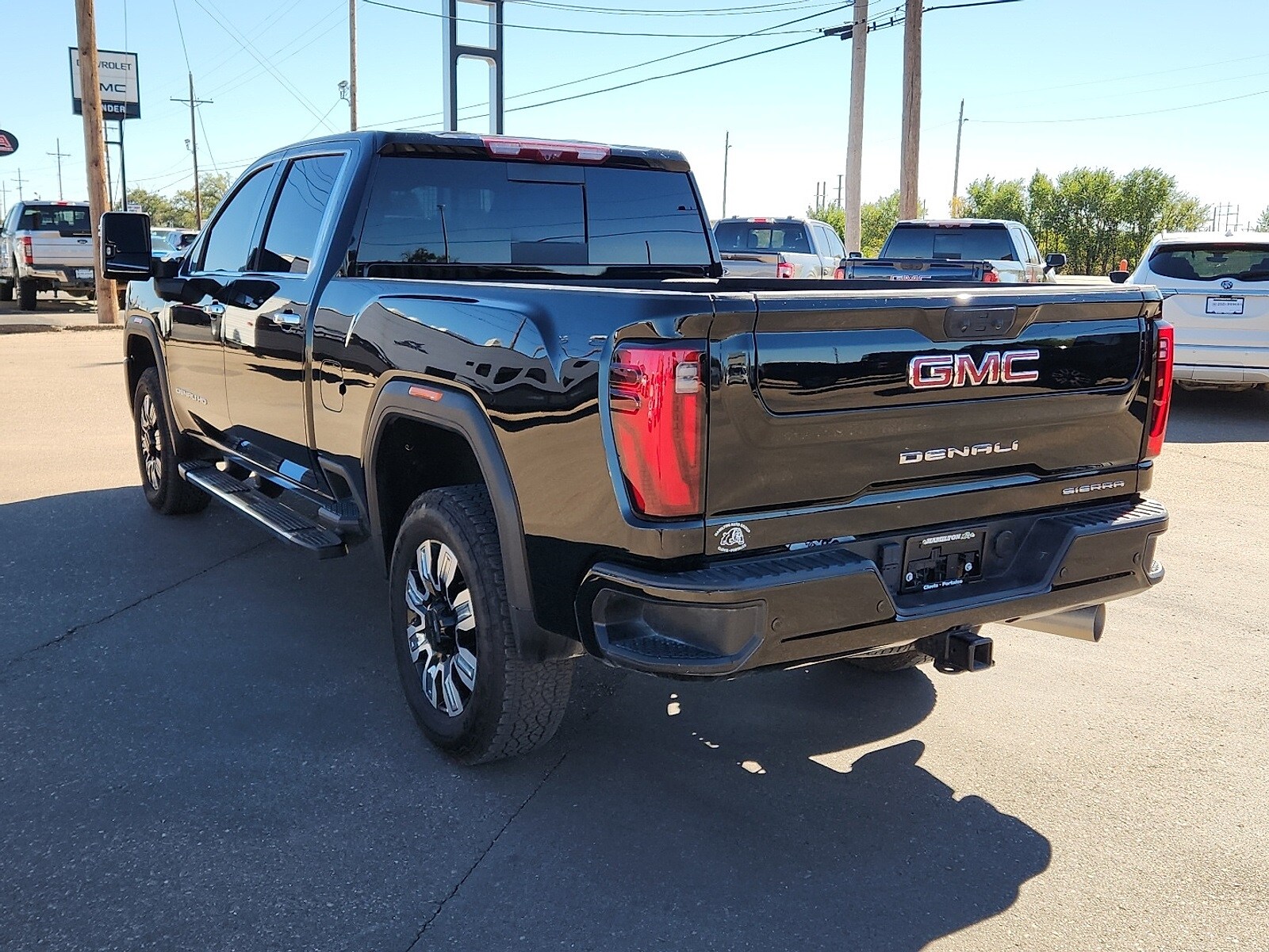 2024 Gmc Sierra 2500 HD Denali photo 2