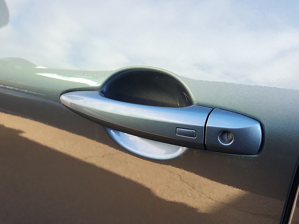 Used 2023 Nissan Rogue SV SUV