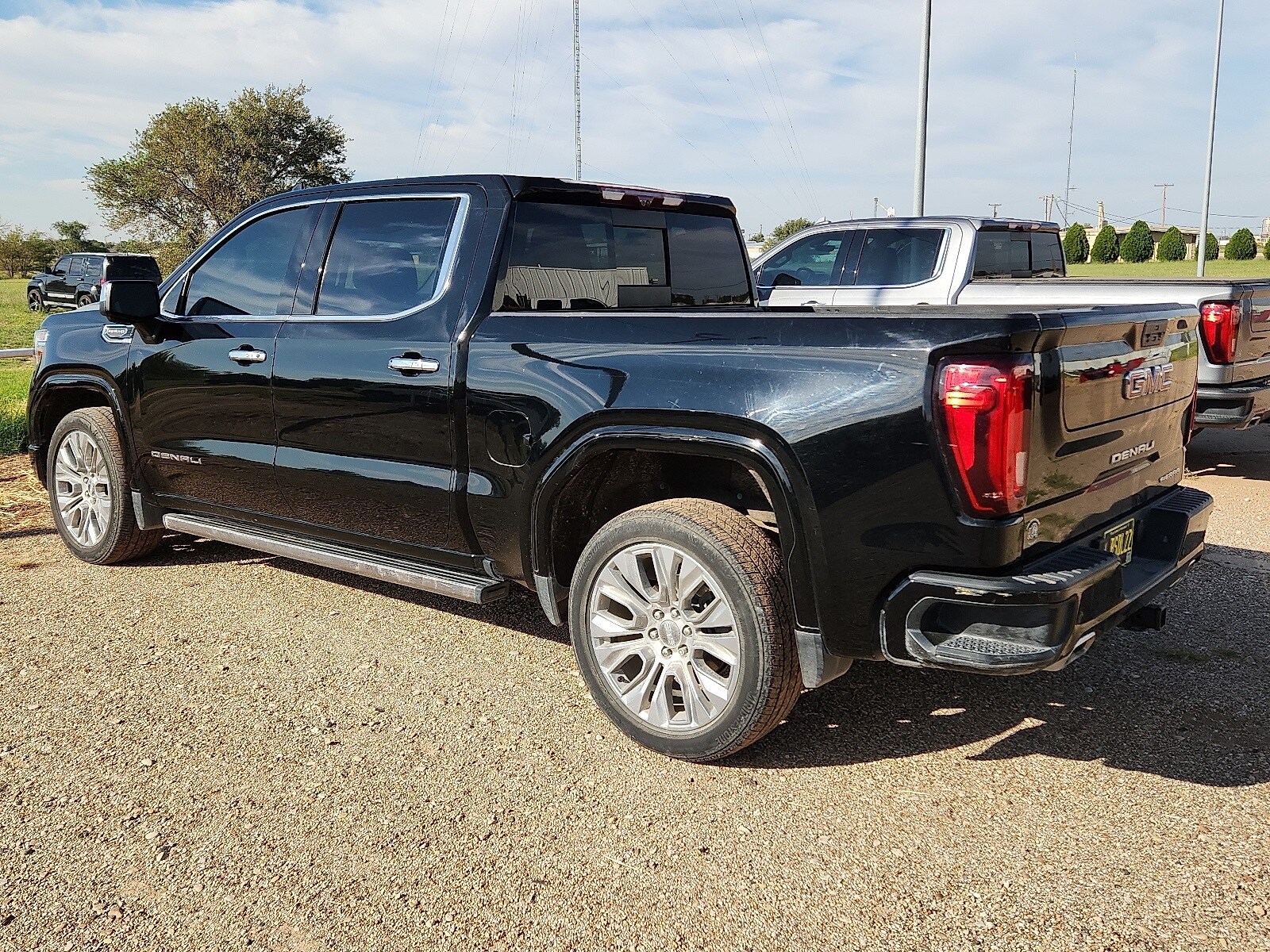 2022 Gmc Sierra 1500 Limited Denali photo 2