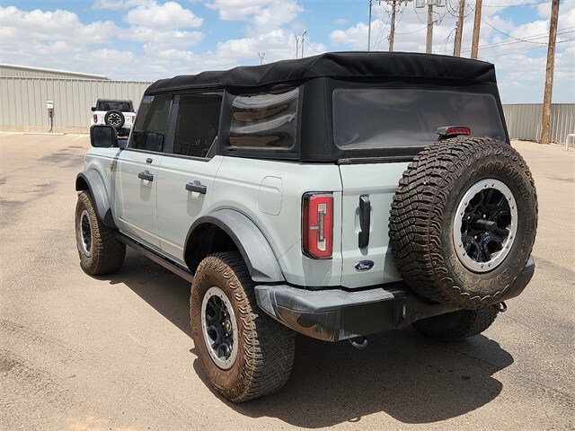 2021 Ford Bronco photo 3