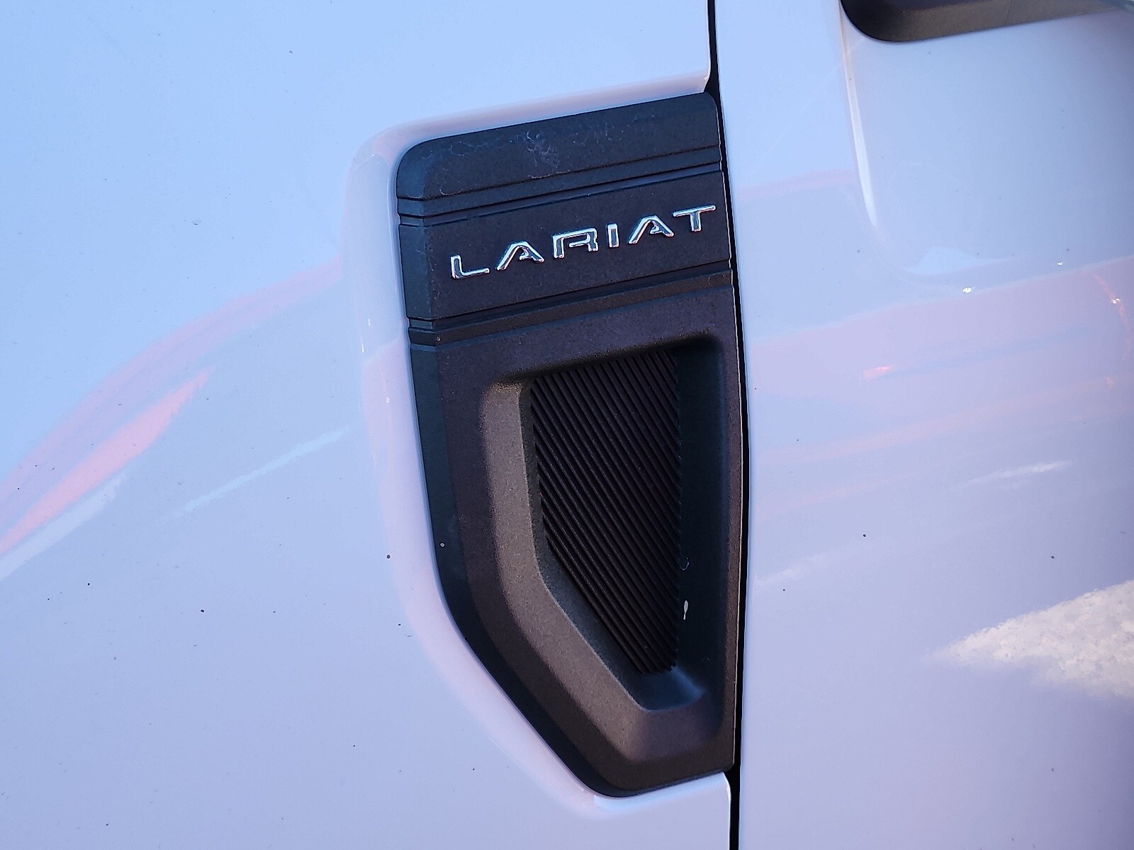 2026 Ford Maverick Lariat photo 3