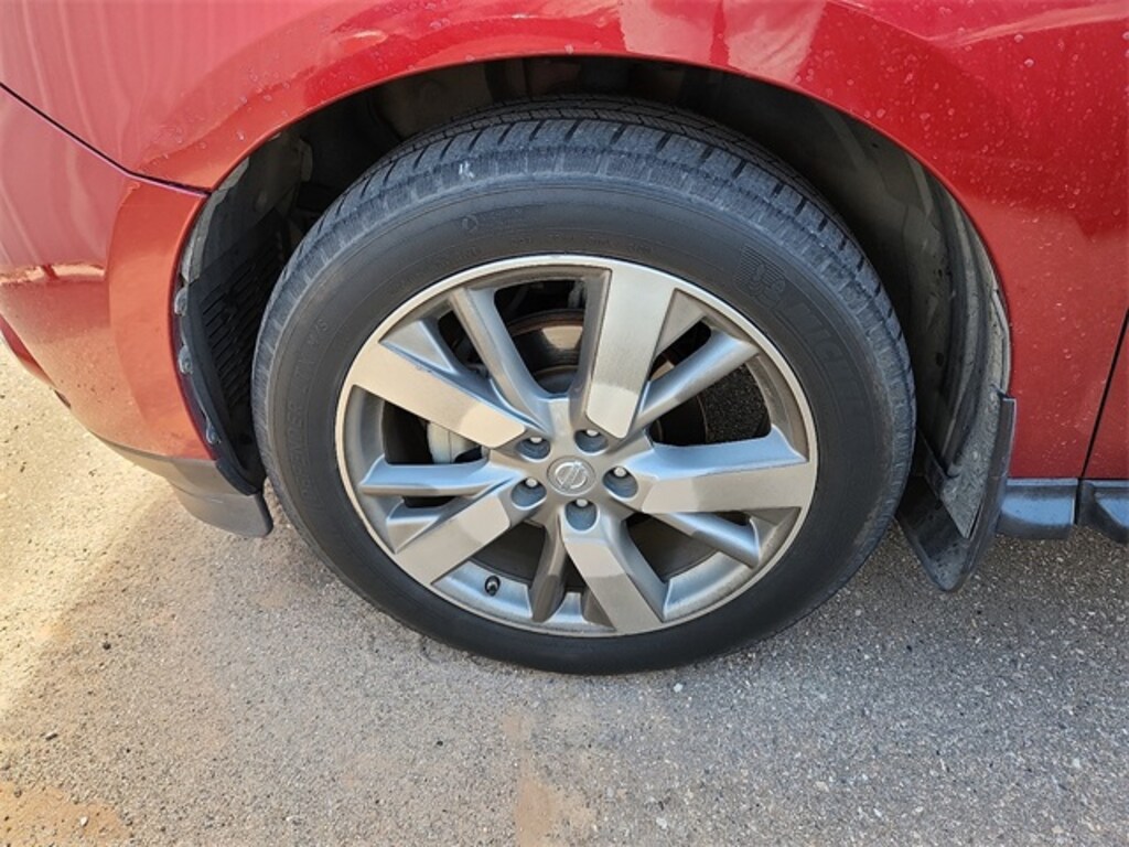 Used 2015 Nissan Pathfinder Platinum SUV