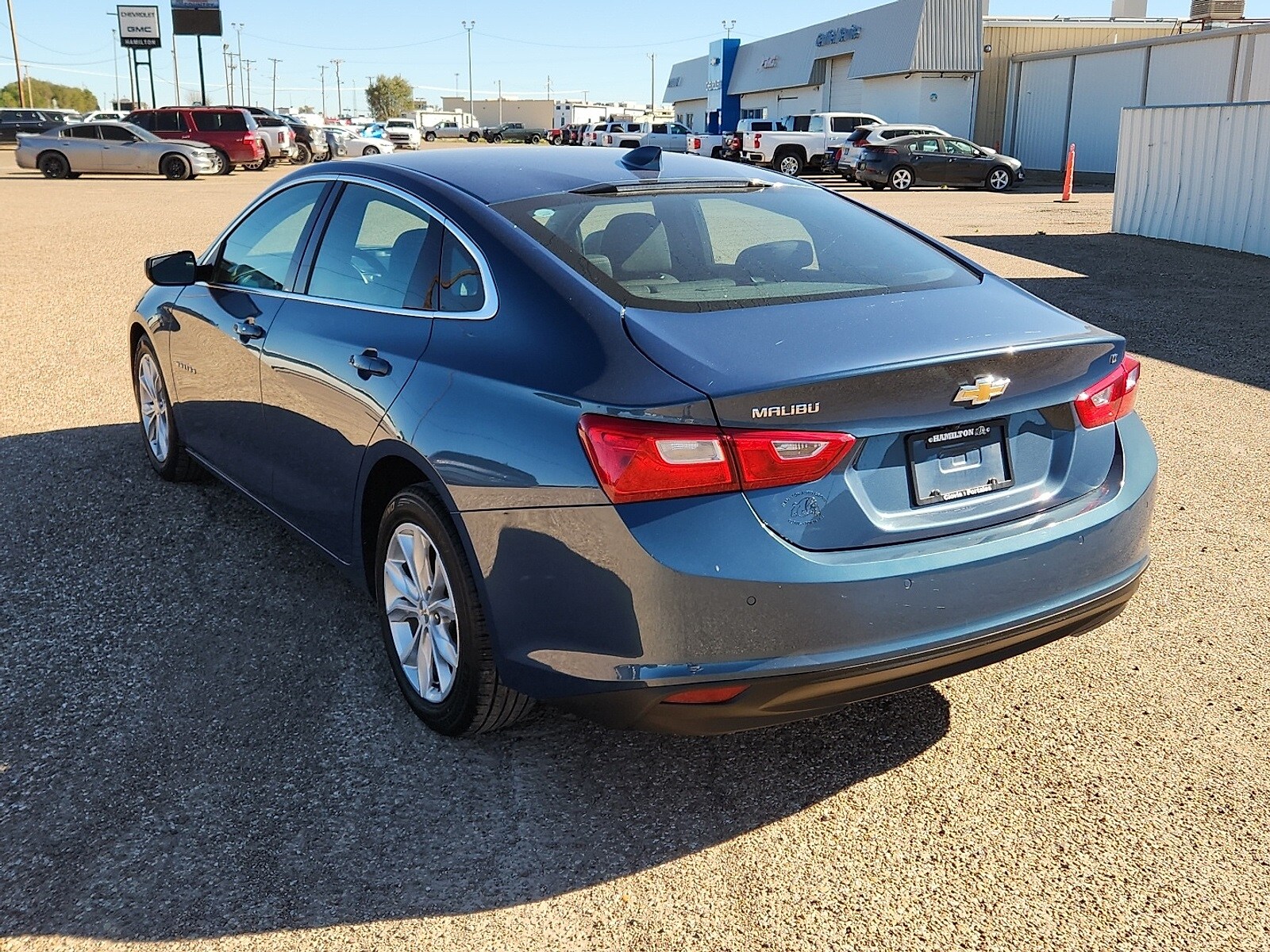 2024 Chevrolet Malibu 1LT photo 3