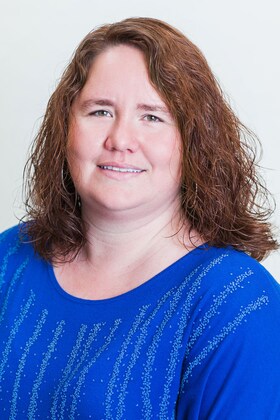 Staff member Amanda from 5615f6aaa465