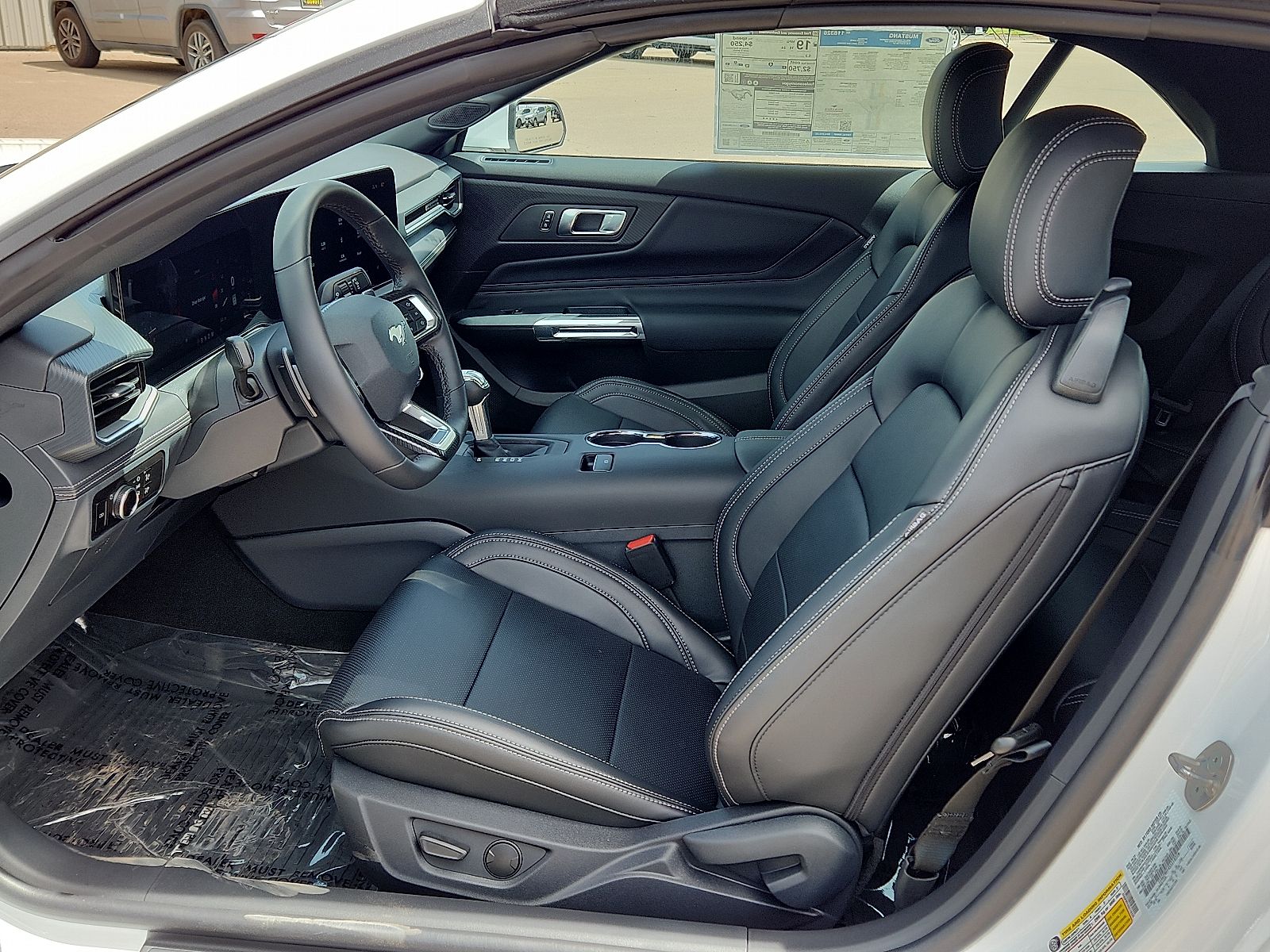 2025 Ford Mustang GT Premium Convertible - Photo 9
