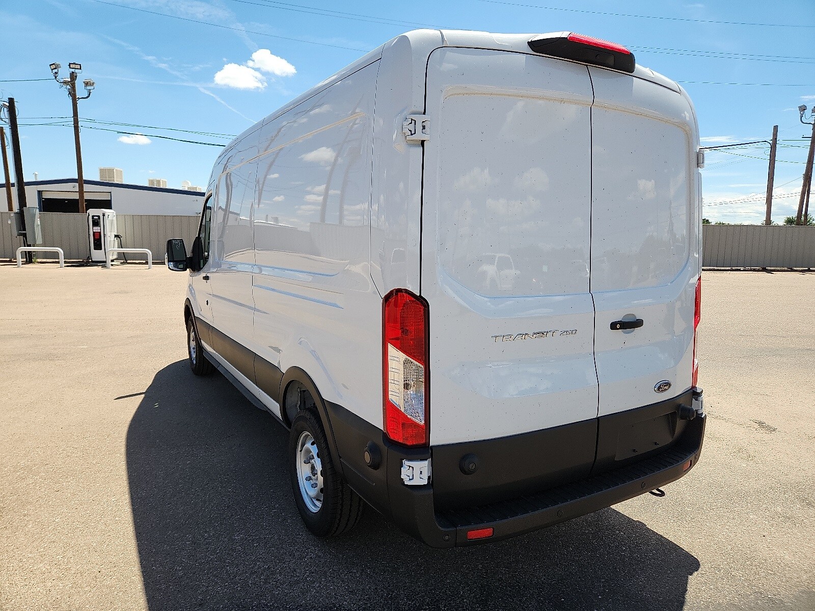 2025 Ford Transit photo 2