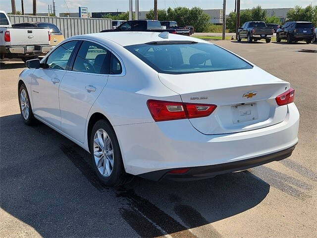 2023 Chevrolet Malibu 1LT photo 3