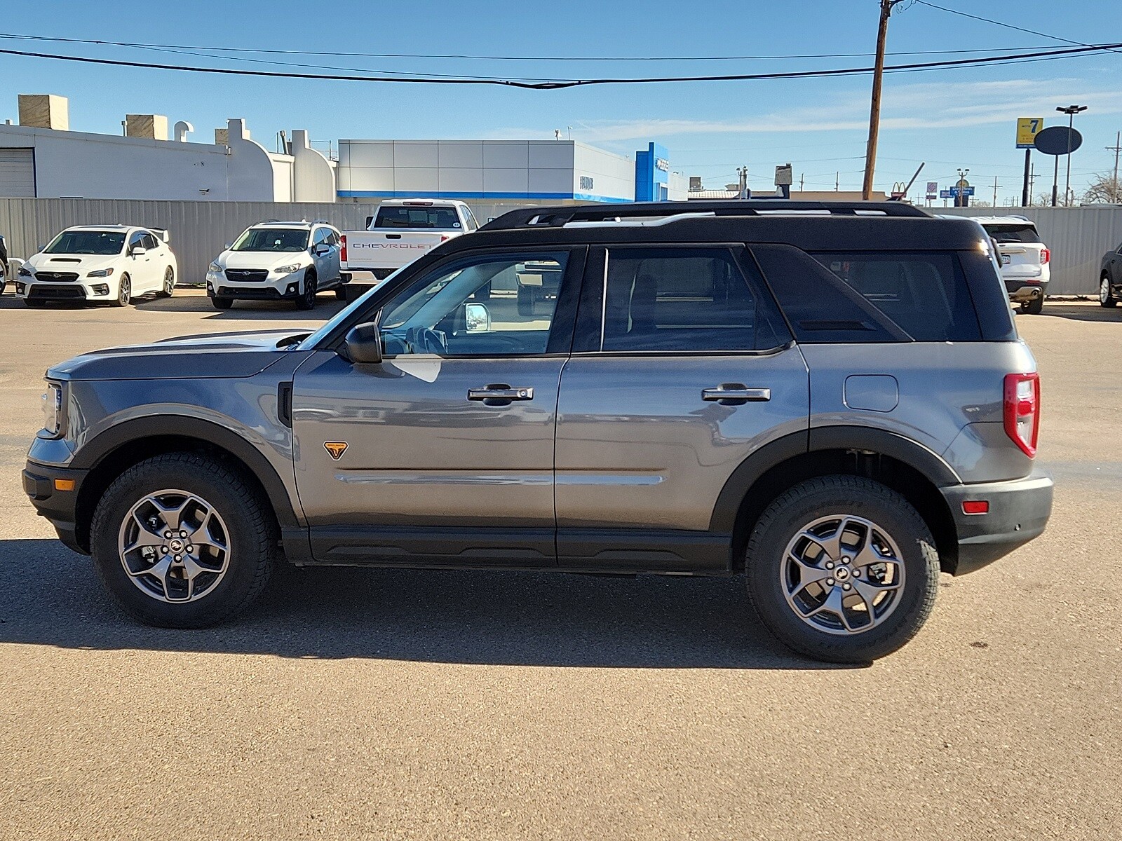 2024 Ford Bronco Sport Badlands photo 2