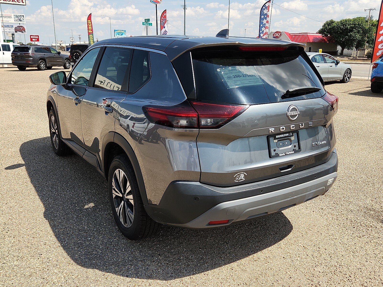 2023 Nissan Rogue SV photo 2