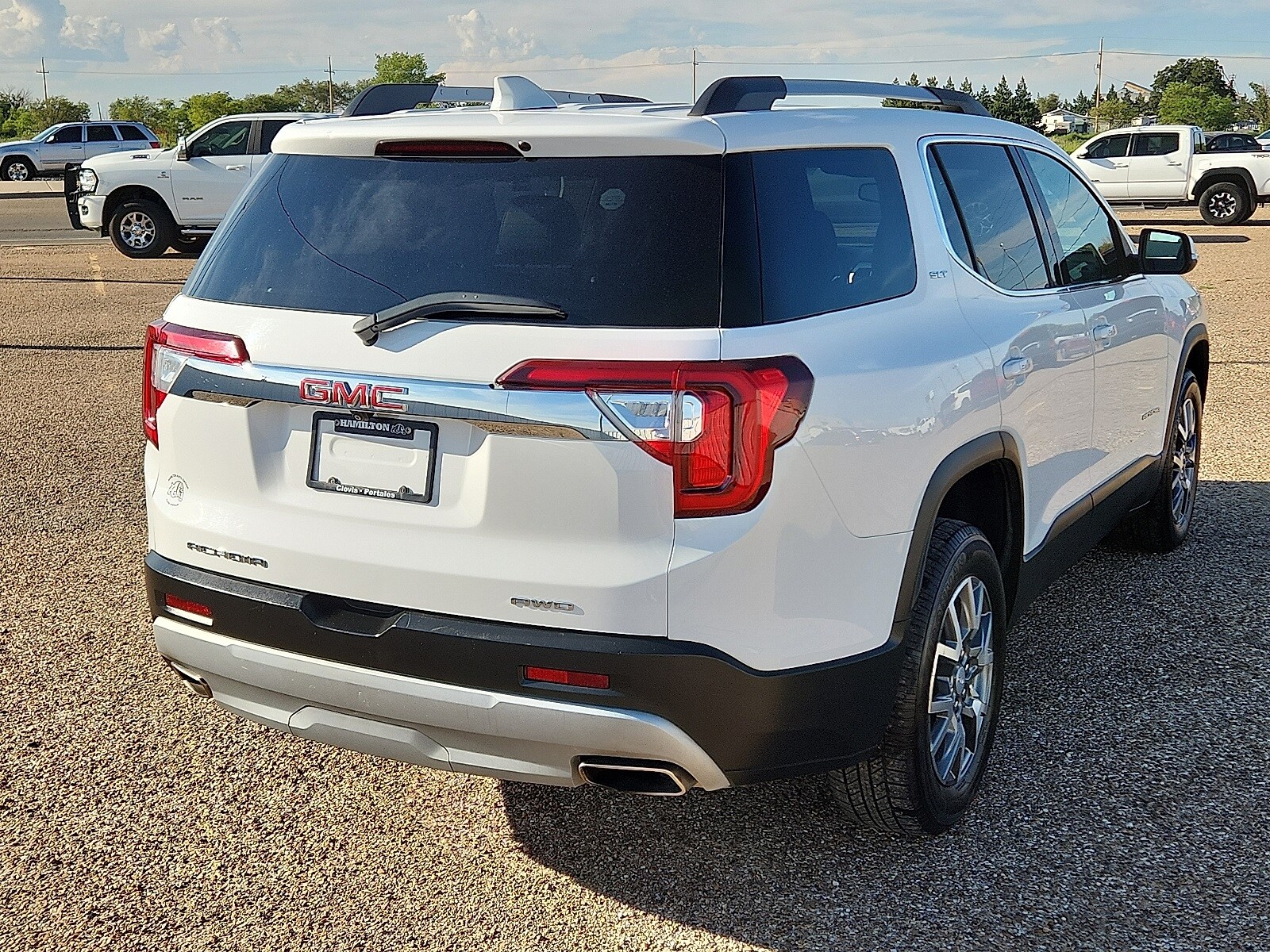 2023 Gmc Acadia SLT photo 4