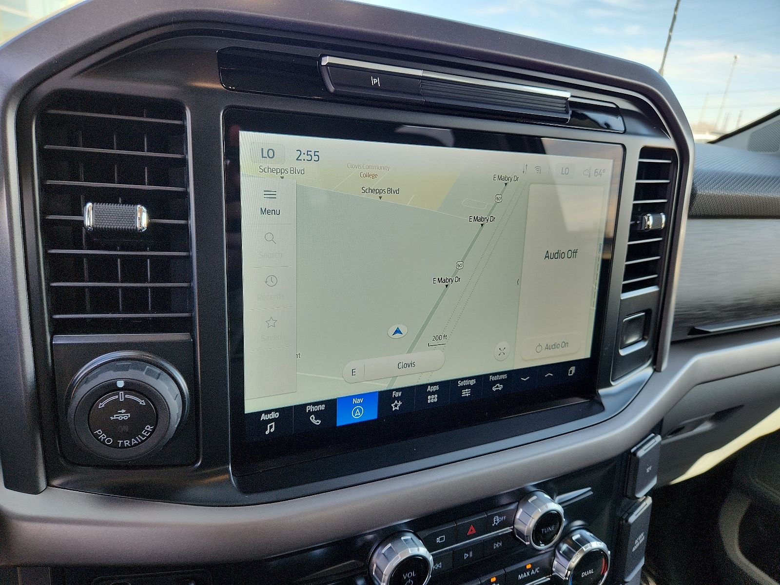 2025 Ford F-150 XLT - Photo 15
