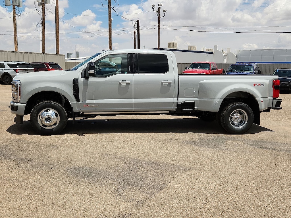 New 2026 Ford F-350 Truck Crew Cab
