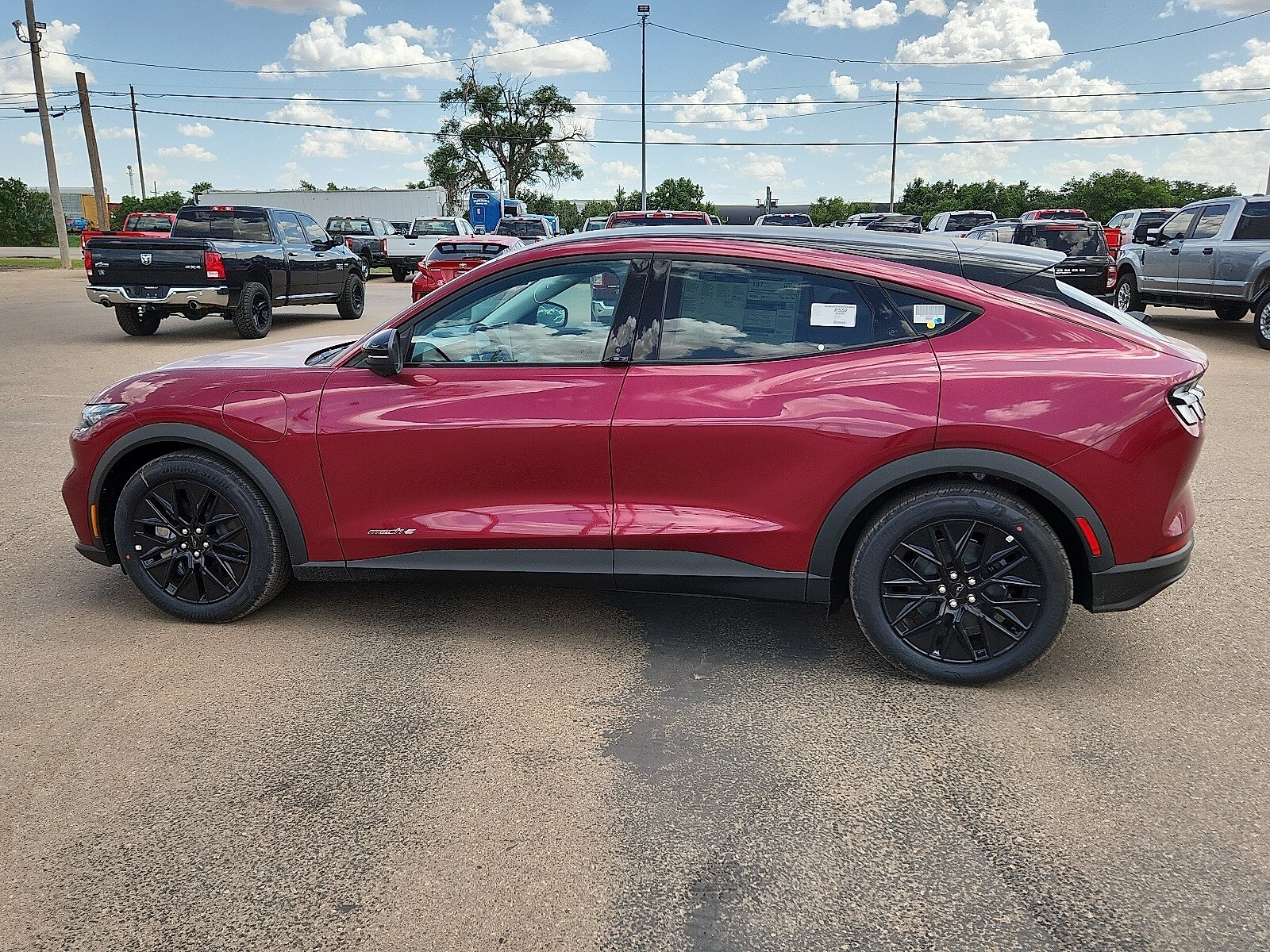 2025 Ford Mustang Mach-E Select photo 2