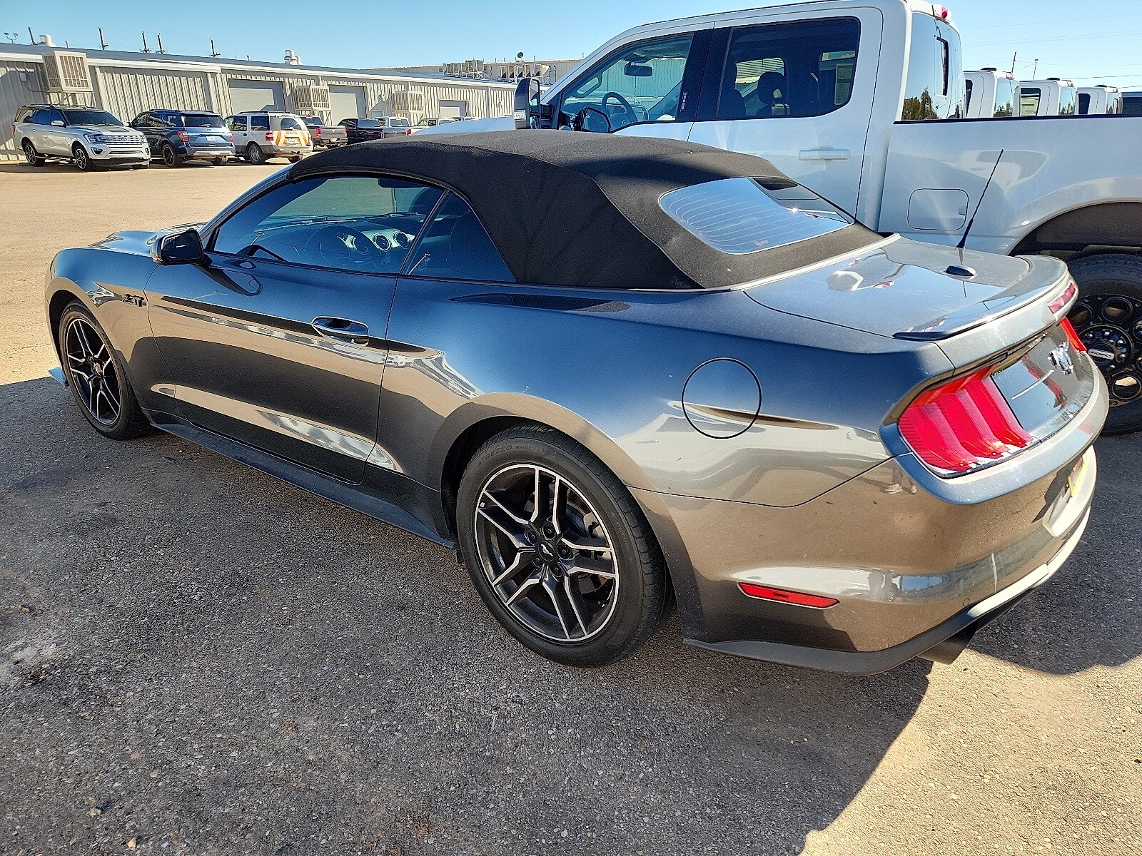 2018 Ford Mustang EcoBoost Premium Convertible photo 4