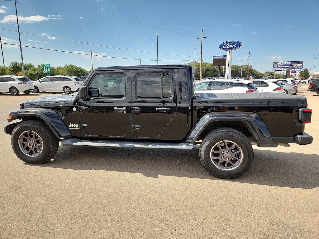 Used 2021 Jeep Gladiator Overland Truck Crew Cab