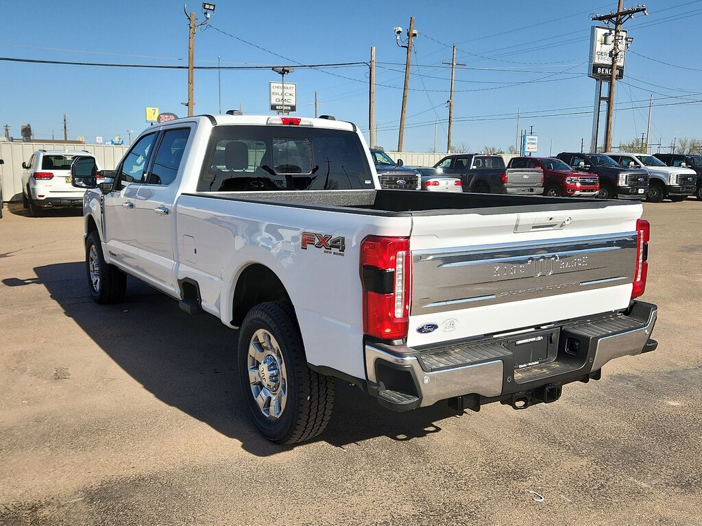 New 2025 Ford F-250 Truck Crew Cab