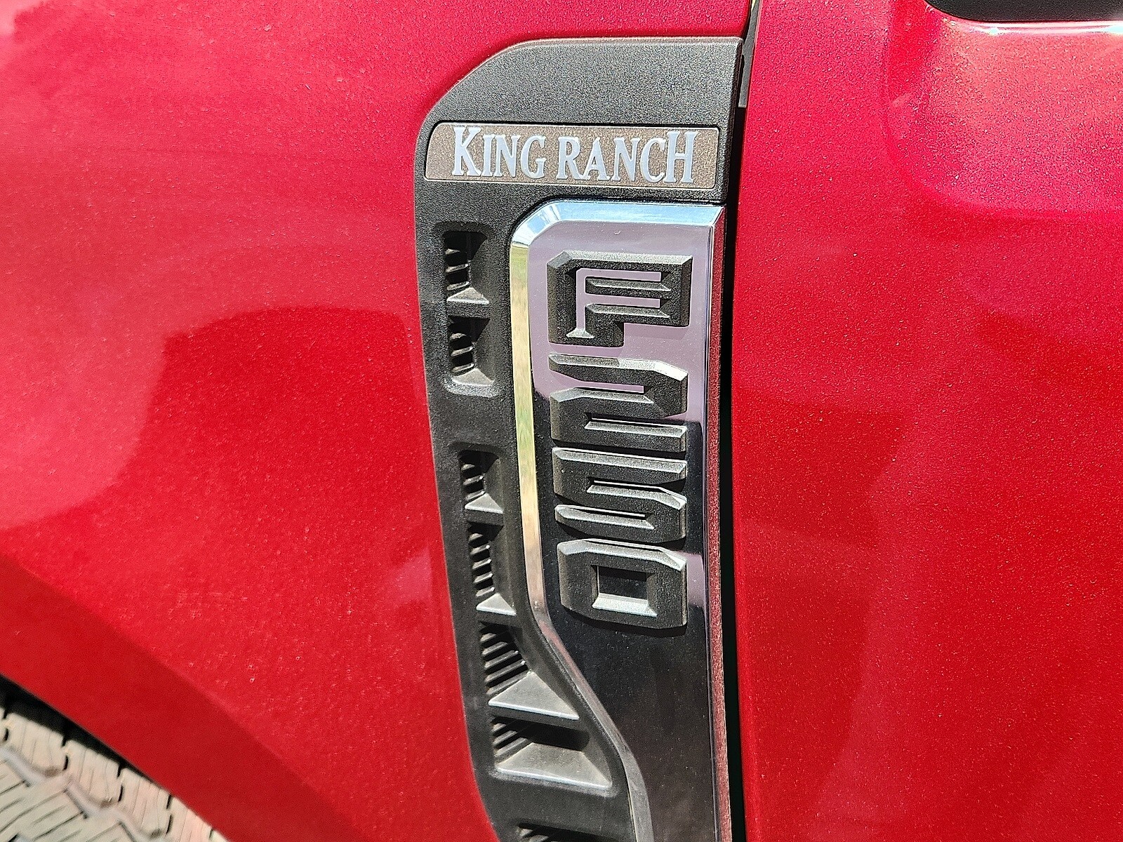 2025 Ford F-250 King Ranch photo 4