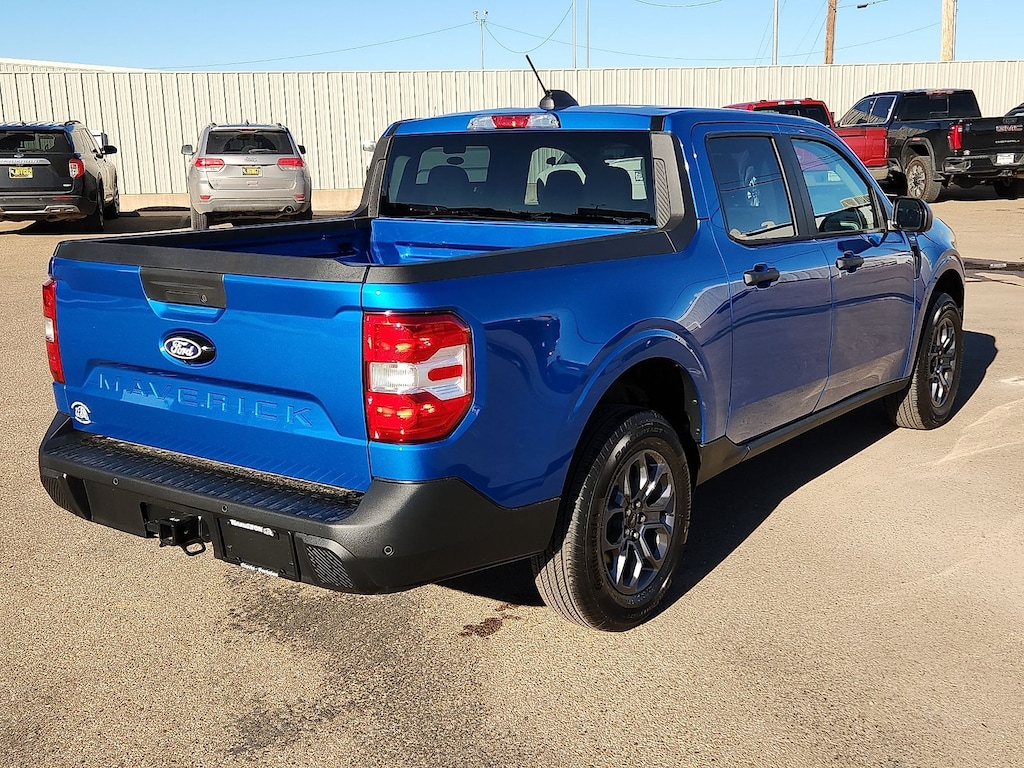 New 2025 Ford Maverick XLT Truck SuperCrew
