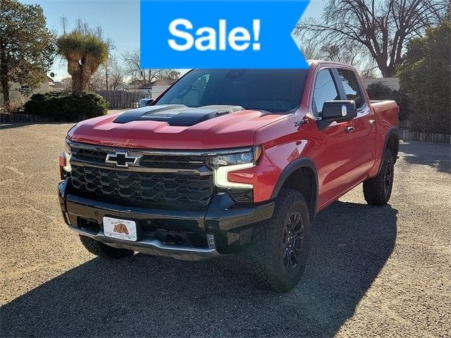 2025 Chevrolet Silverado Base's photo