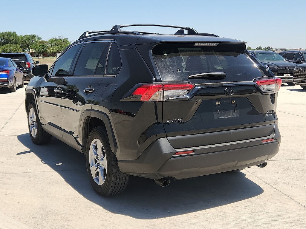 Used 2025 Toyota RAV4 Hybrid XLE SUV