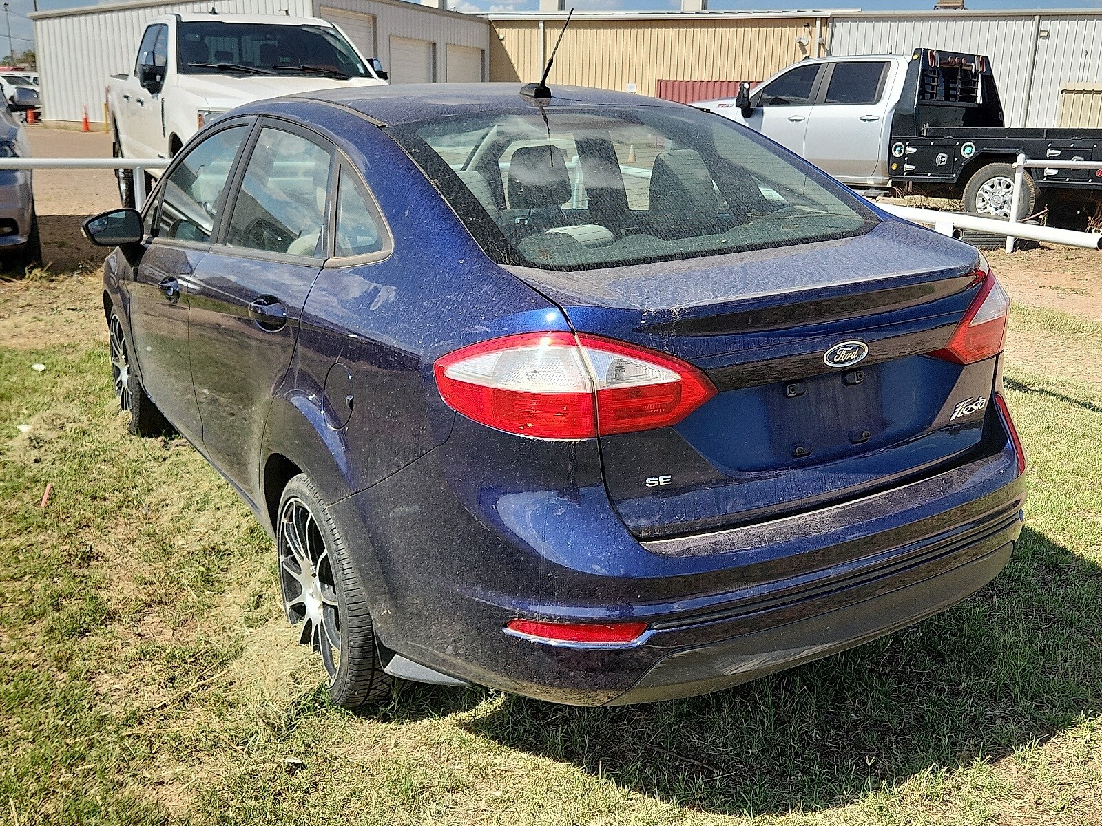 2016 Ford Fiesta SE photo 3