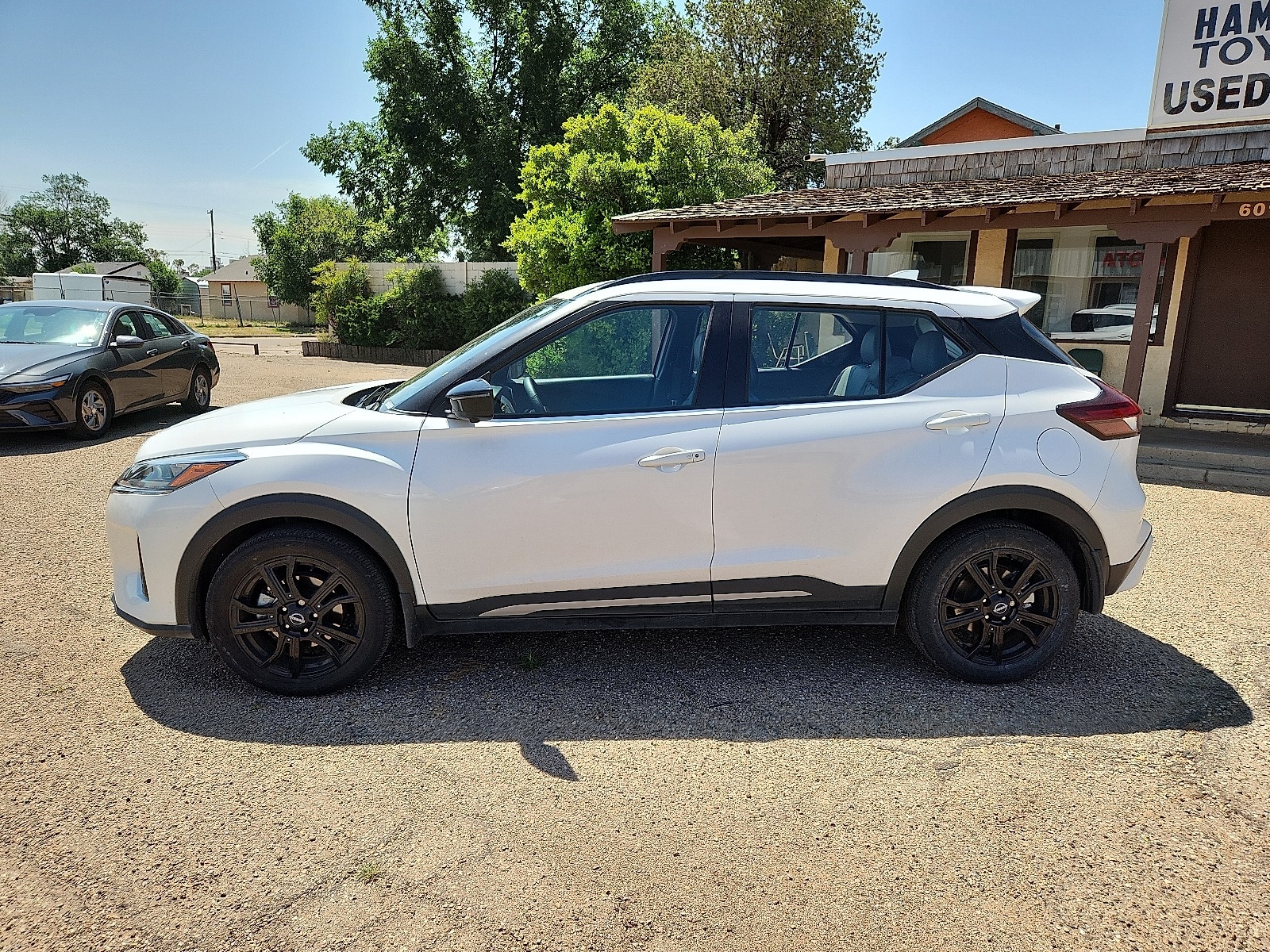 Used 2022 Nissan Kicks SR with VIN 3N1CP5DV1NL511998 for sale in Clovis, NM