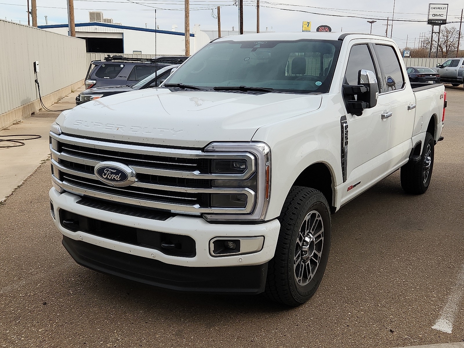 2026 Ford F-250 Super Duty Platinum's photo