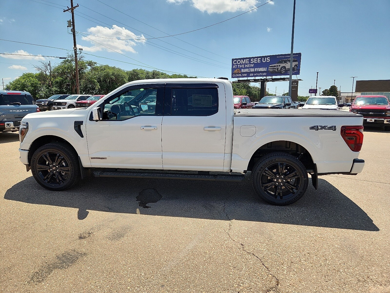 2025 Ford F-150 Lariat photo 2