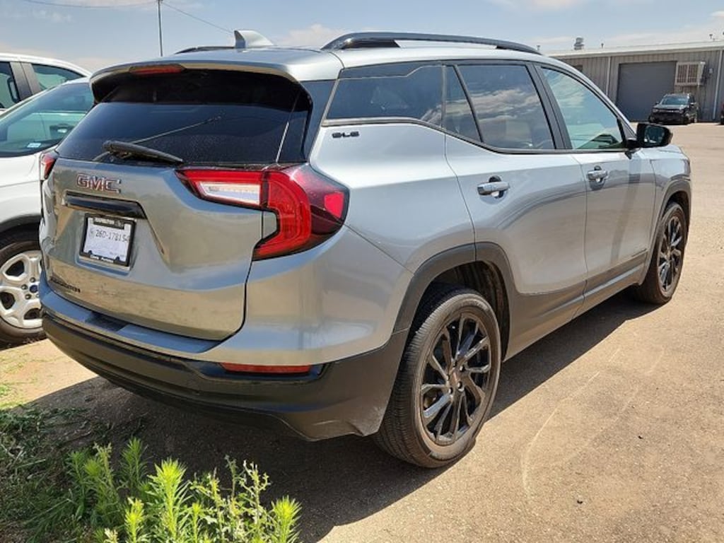 Used 2024 GMC Terrain SLE SUV