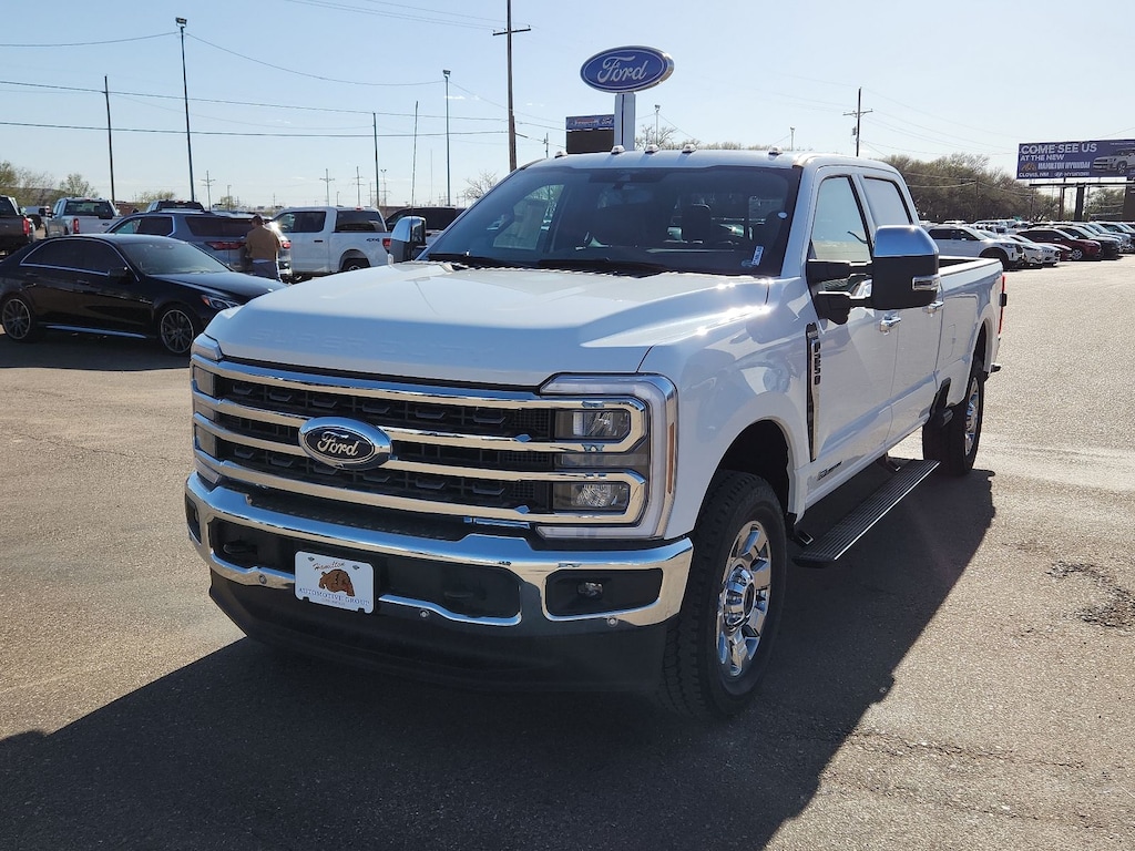 New 2025 Ford F-250 Truck Crew Cab