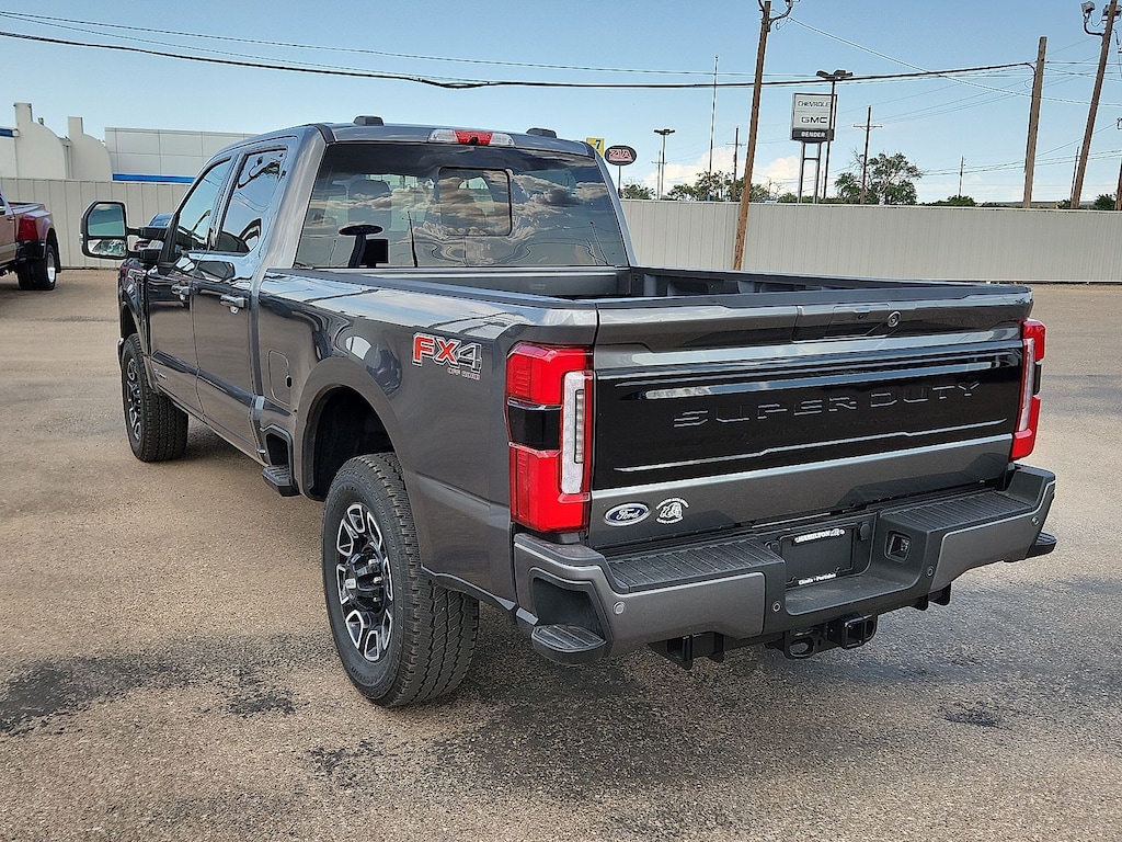New 2025 Ford F-250 Truck Crew Cab