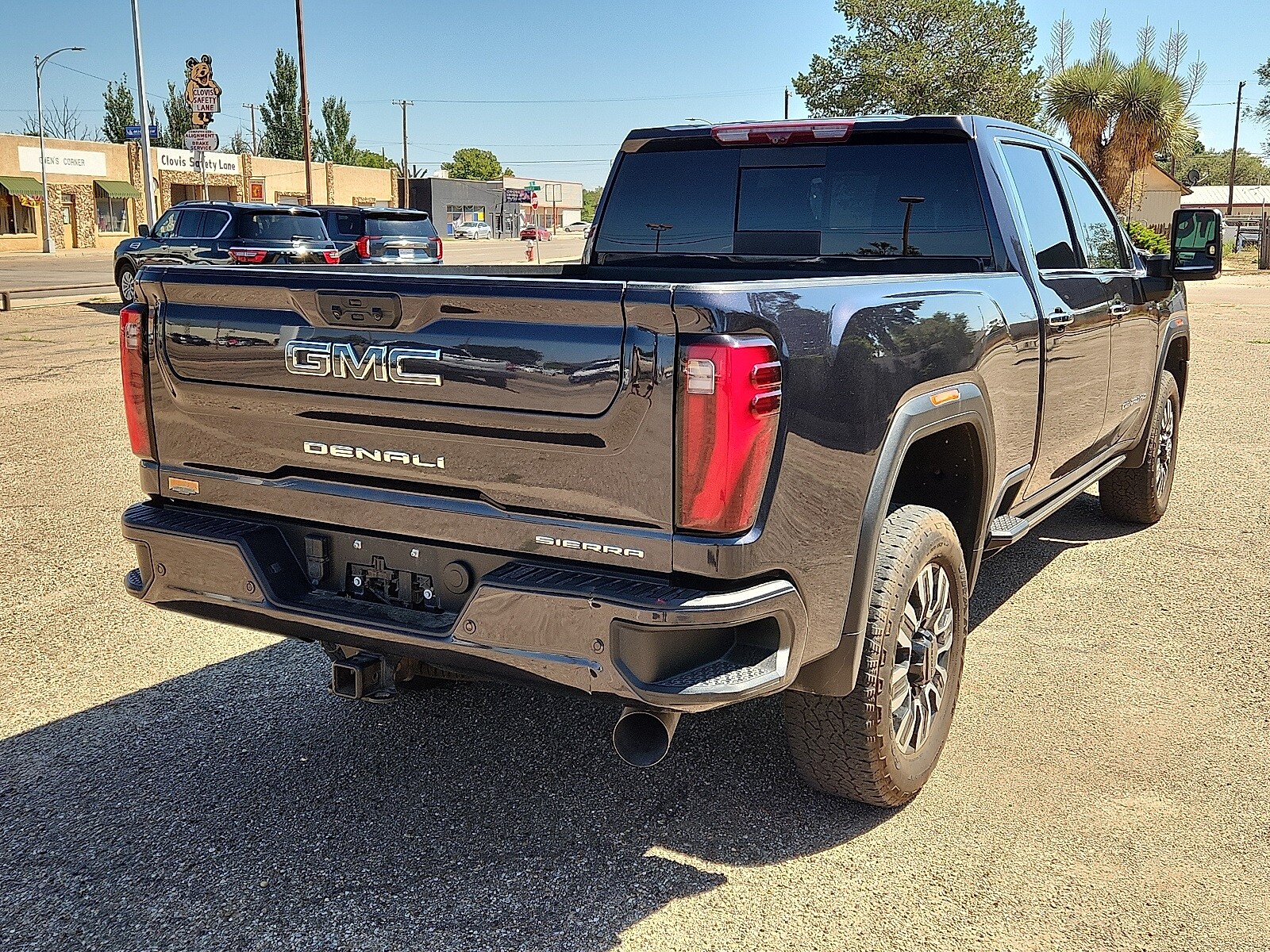 2024 Gmc Sierra 2500 HD Denali Ultimate photo 4