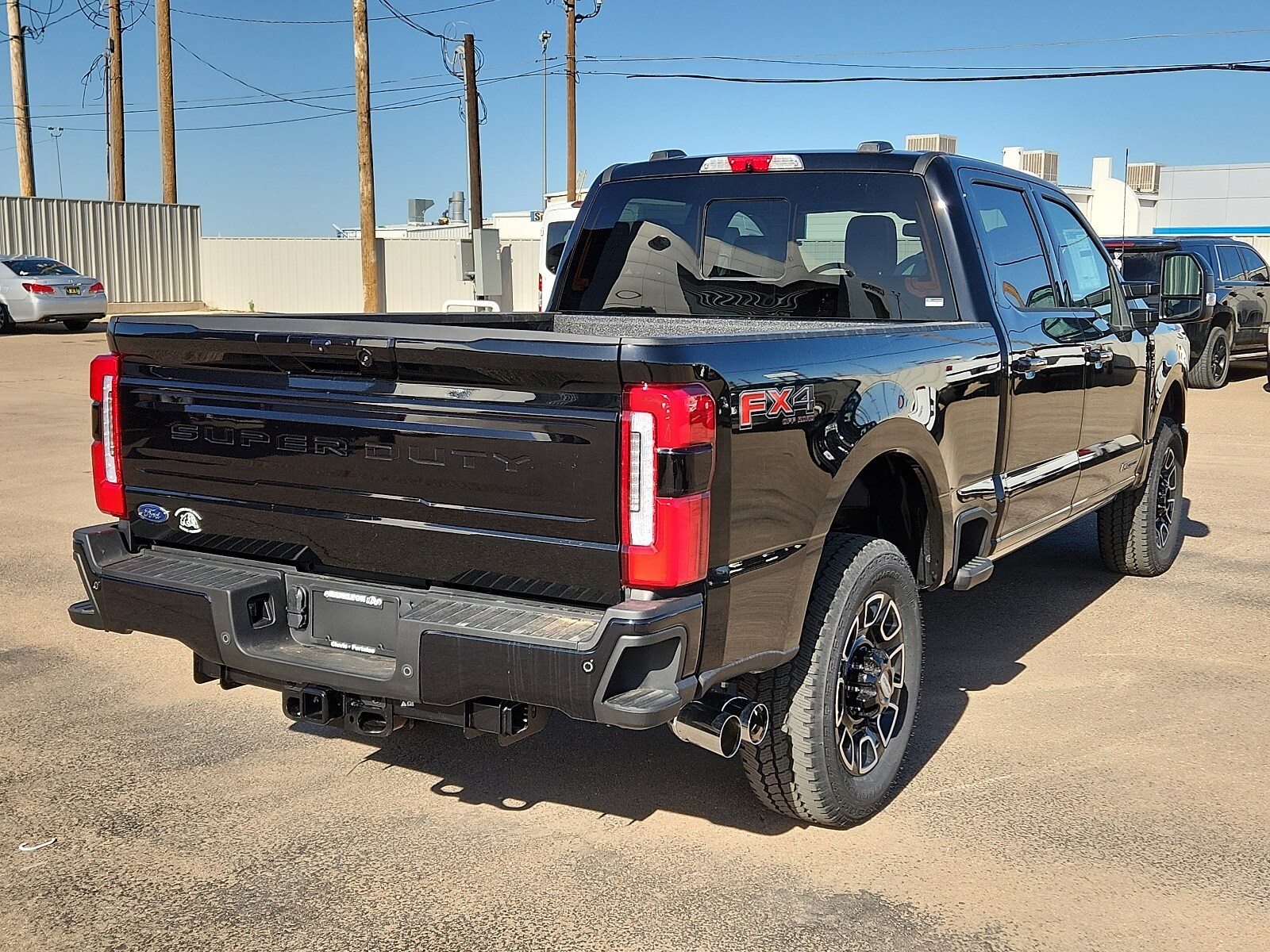 2025 Ford F-250 Platinum photo 4