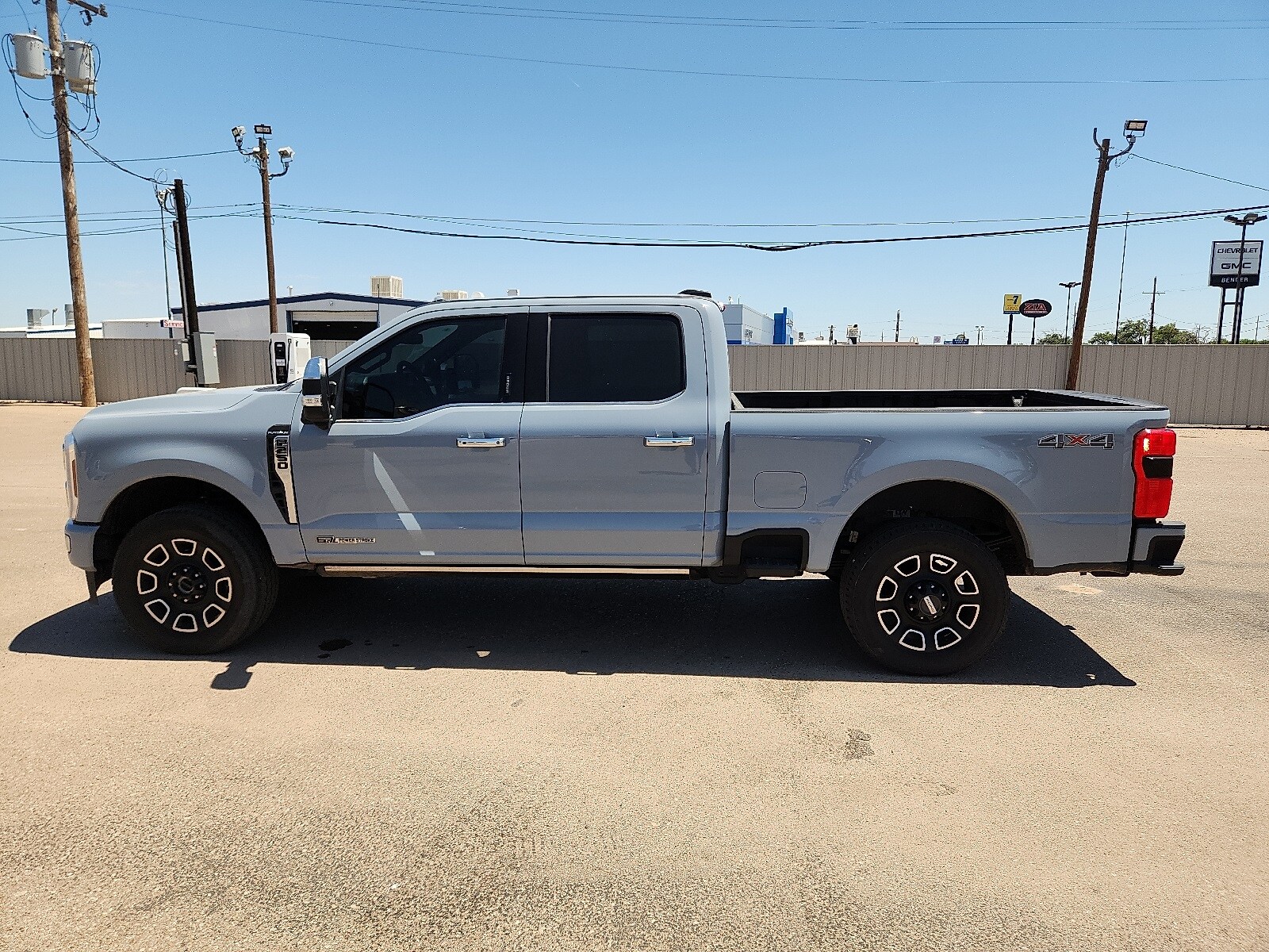 2024 Ford F-250 photo 2