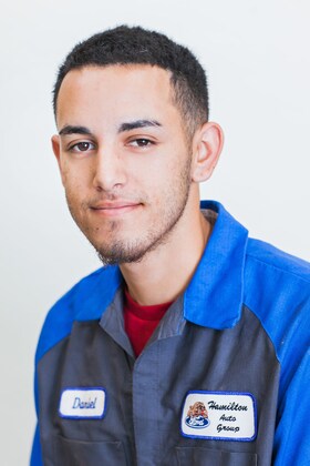 Staff member Daniel from 5615f6aaa465