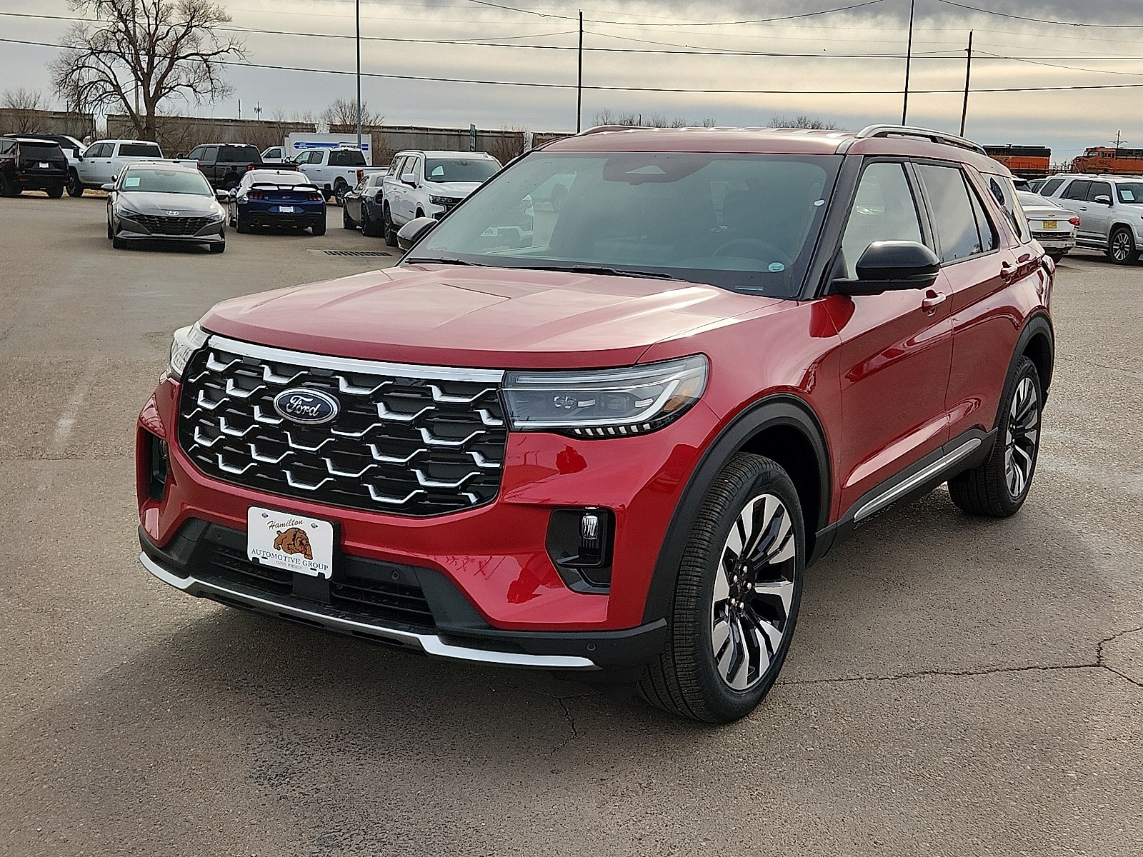 2026 Ford Explorer Platinum's photo