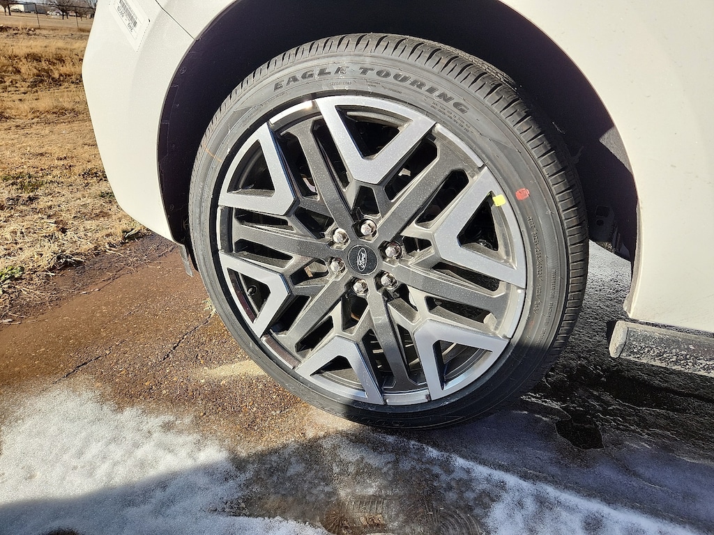 New 2026 Ford Expedition Platinum SUV