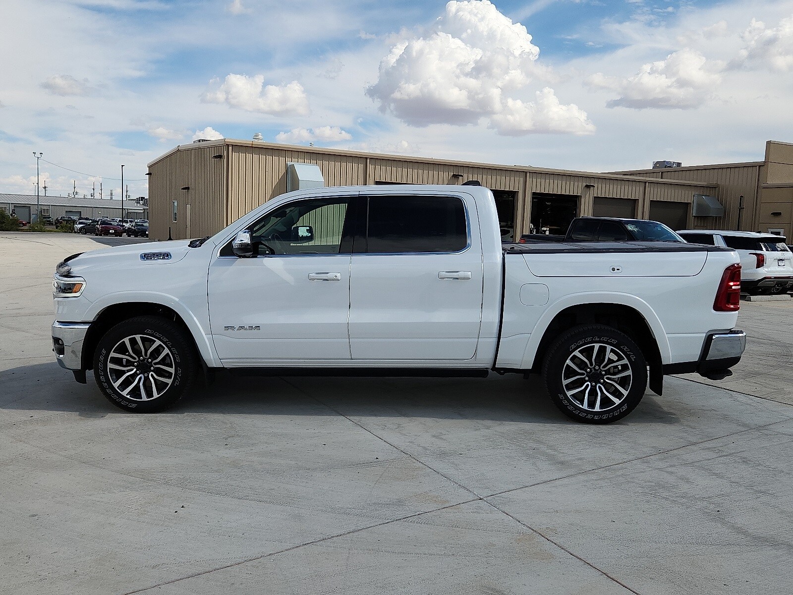 2025 Ram 1500 Limited photo 2