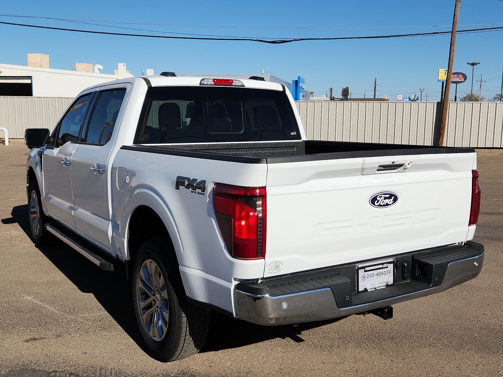 2024 Ford F-150 XLT photo 3