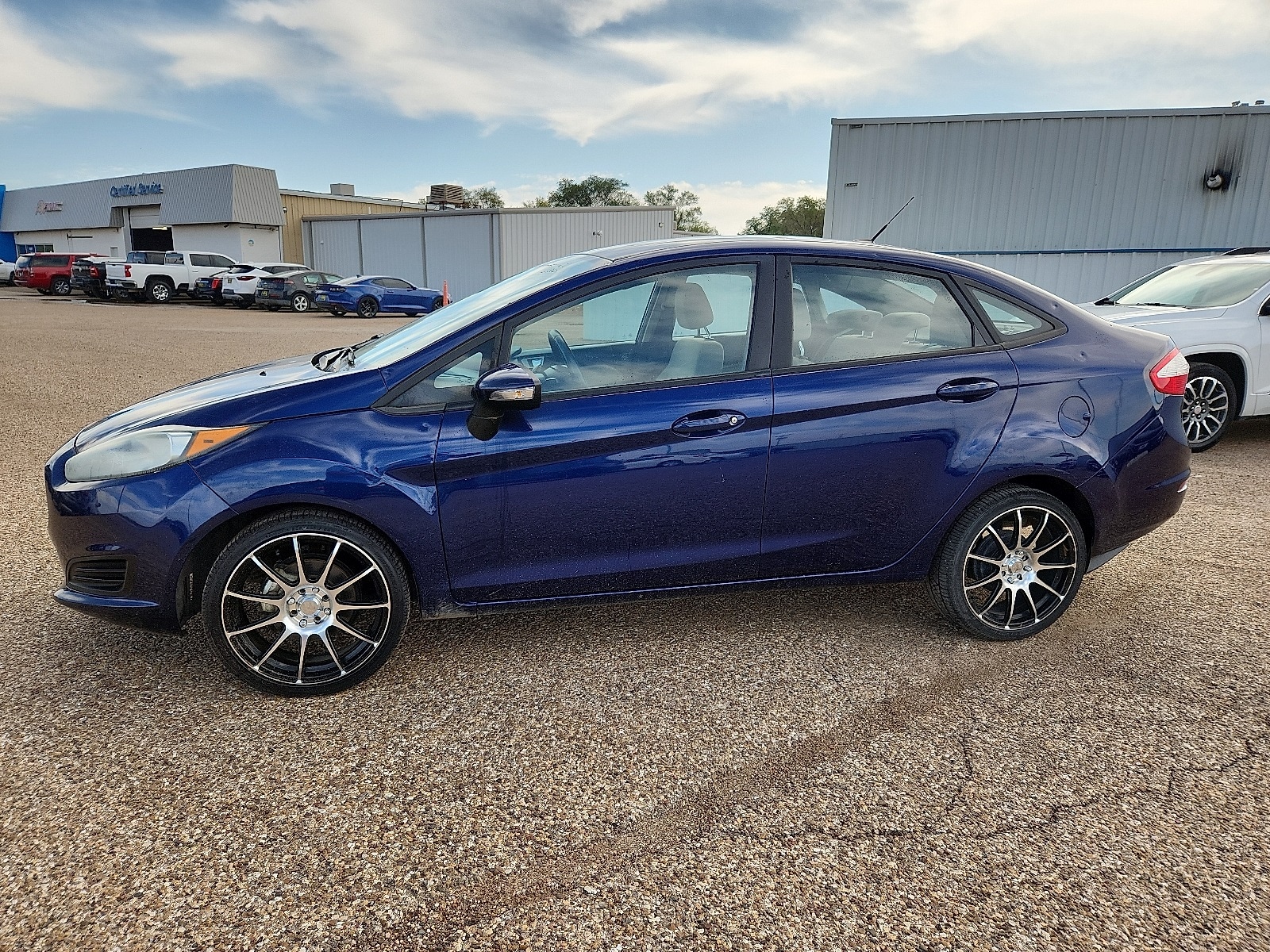 Used 2016 Ford Fiesta SE with VIN 3FADP4BJ4GM184933 for sale in Clovis, NM