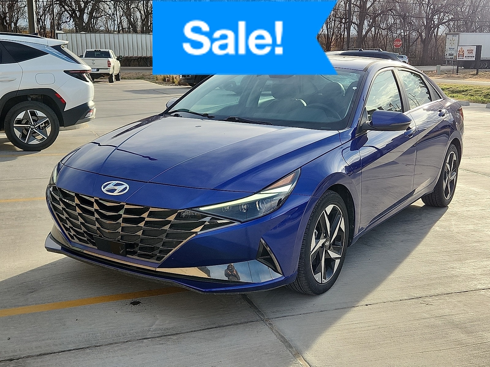 2023 Hyundai Elantra Limited's photo