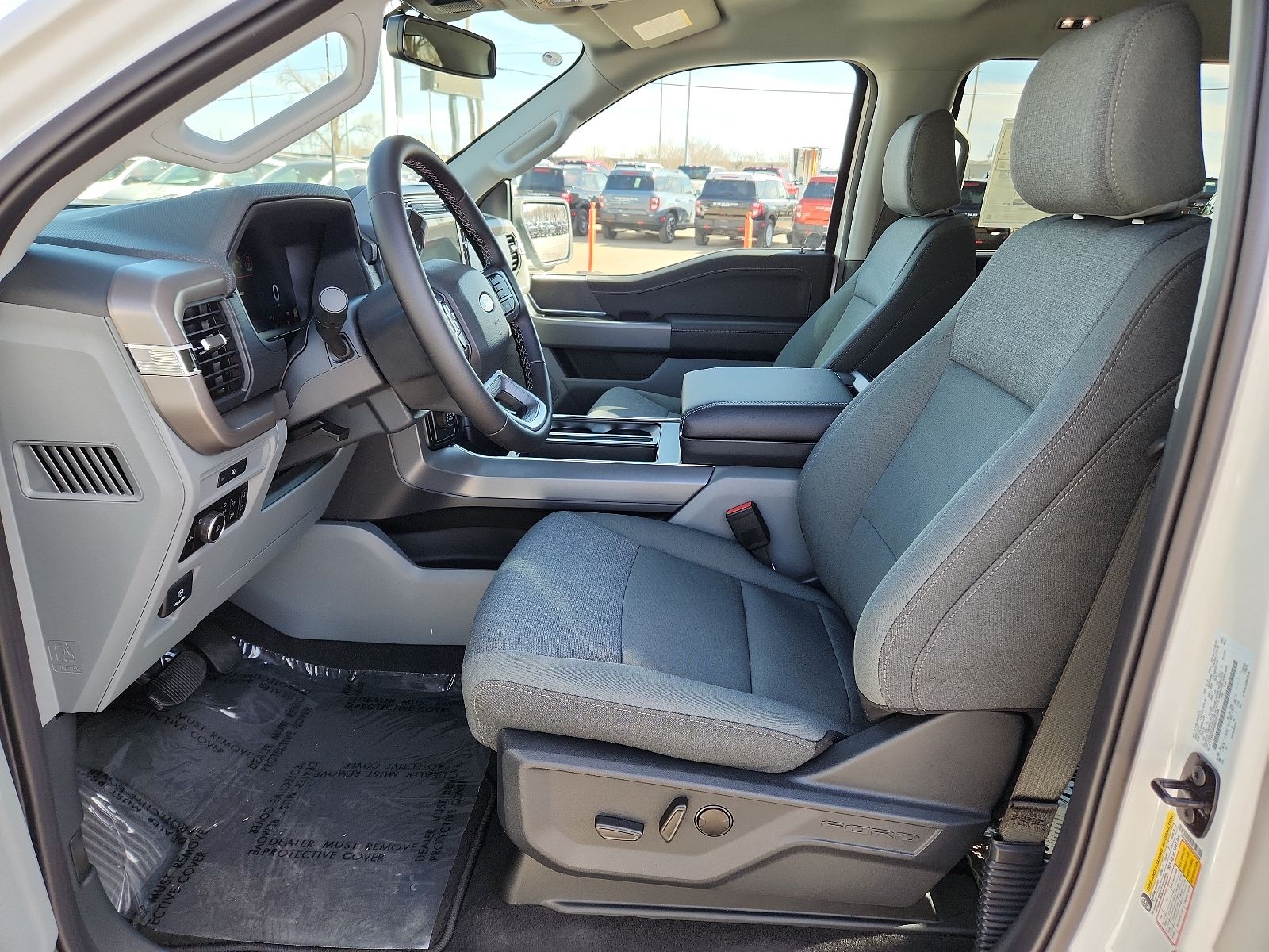 2025 Ford F-150 XLT - Photo 11