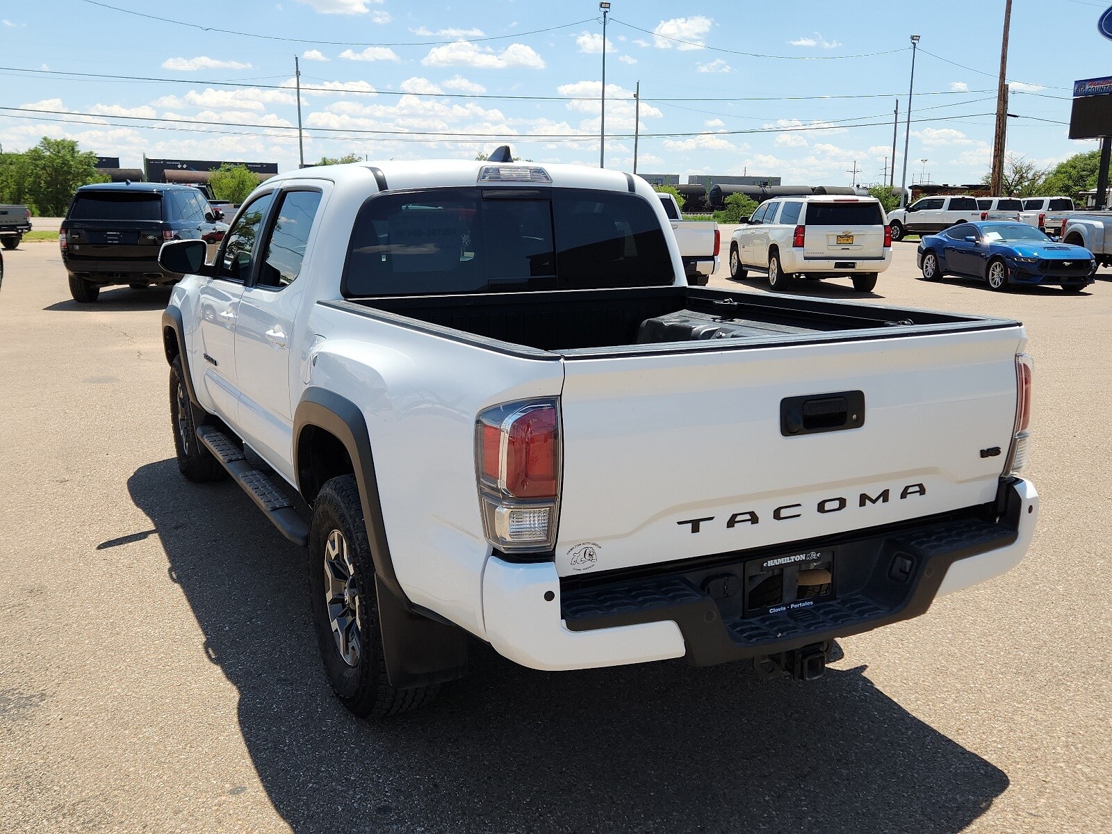 Used 2022 Toyota Tacoma TRD Off Road with VIN 3TMCZ5ANXNM505896 for sale in Portales, NM