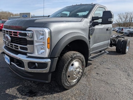 2025 Ford F-550 Chassis Truck Regular Cab