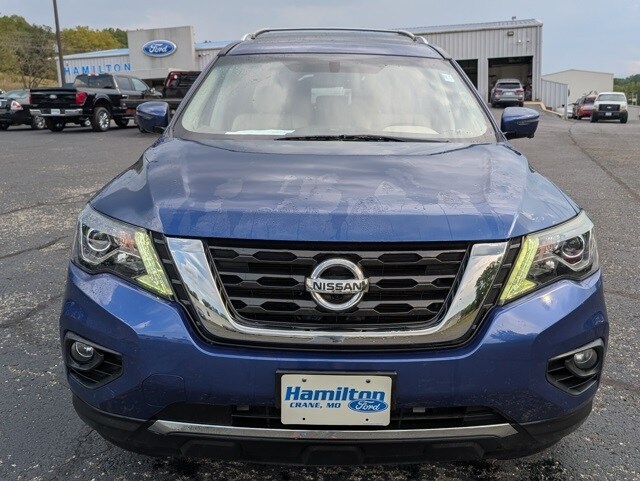 2019 Nissan Pathfinder SL photo 3