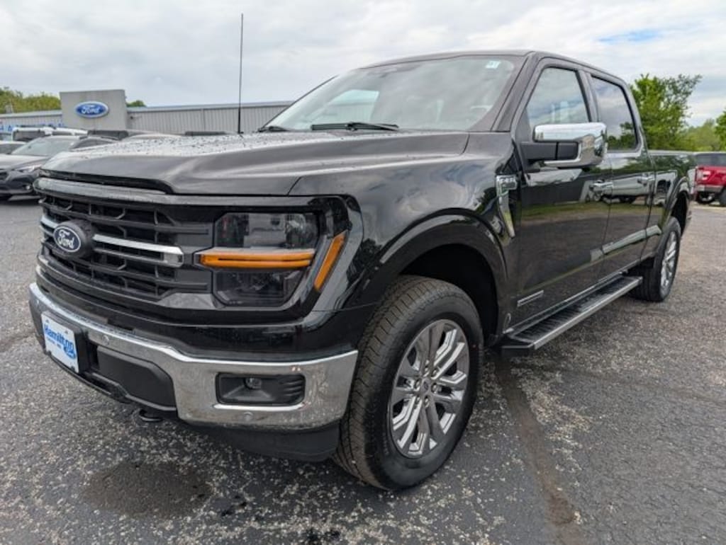 New 2025 Ford F-150 XLT Truck SuperCrew Cab