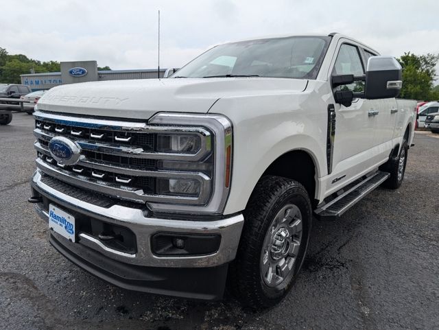 2025 Ford F-250 Super Duty Lariat's photo